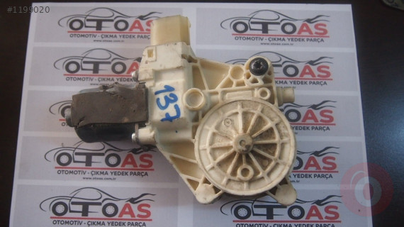 130822287 FORD FOCUS SOL ÖN CAM KRİKOSU