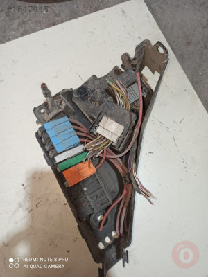 Renault Laguna 1 MOTOR İÇİ SİGORTA KUTUSU F4R