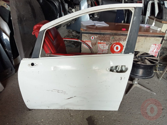 Fiat Punto 2006-2012 ön sol kapı çıkma