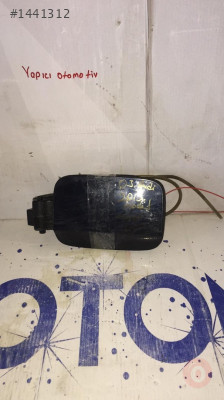 AUDİ Q3 HATASIZ ORJİNAL ÇIKMA DEPO KAPAĞI