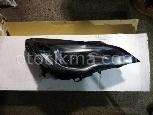 OPEL ASTRA K  SAĞ FAR    .