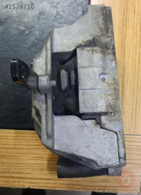 Fiat Freemont çıkma sol motor kulağı