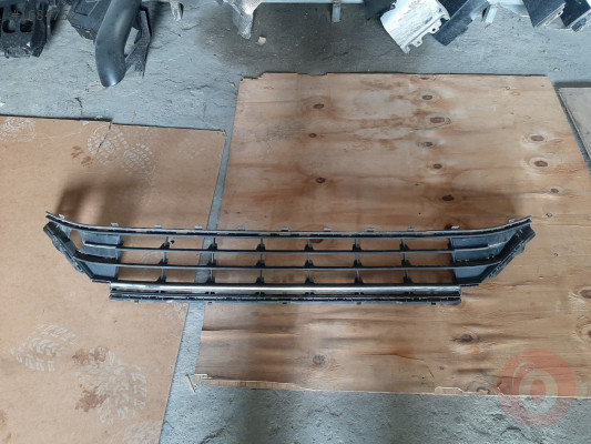 VOLKSWAGEN GOLF 7 TAMPON IZGARA ÇIKMA ORJİNAL 5GO8536771671