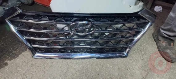 Hyundai tucson çıkma ön panjur  hatasız