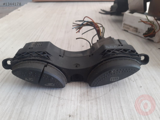 FORD FOCUS 1 KLİMA kumanda paneli düğmesi