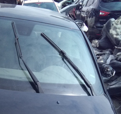 2007 MODEL VOLVO S40 KOMPLE ÖN CAM SİLECEK KOLU.