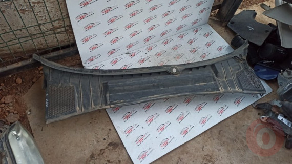 OPEL VECTRA B ÖN CAM IZGARASI