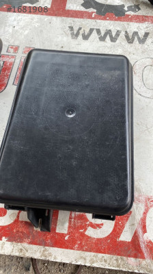 8D0927355A 8D0927613 vw passat b5 A4 koltuk alt beyin kutusu