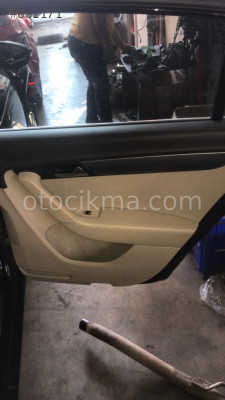 VOLKSWAGEN PASSAT 2013 ÇIKMA KAPI DÖŞEMESİ