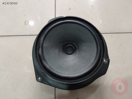 Mercedes C Serisi W204 Ön Sağ Kapı Hoparlör A2049062401