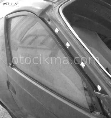 ORJİNAL 2010 HONDA CR-Z SAĞ KAPI CAMI.
