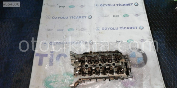 Jeep grand cherooke wk 3.0 crd sağ Silindir kapağı