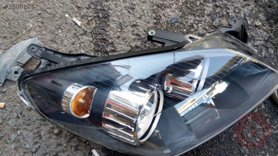 ORJİNAL SÖKME OPEL ASTRA H FAR
