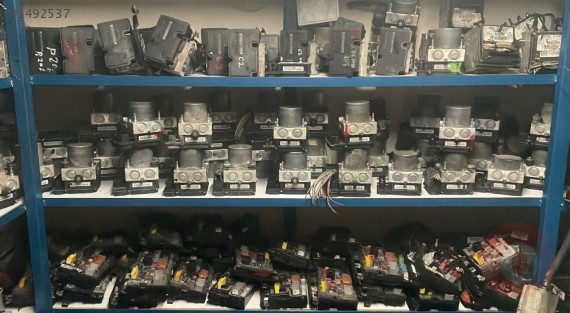 Çıkma Citroen sigorta kutuları orjinal