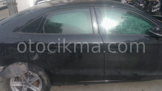 AUDİ A3 ÇIKMA SAĞ ÖN KAPI