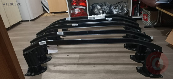 Jeep Renegade ön tampon demiri alt