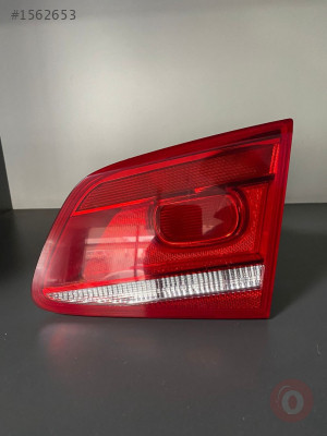 VW Passat Çıkma  Sağ İç Stop Lambası  2010-2015 3AE945094K