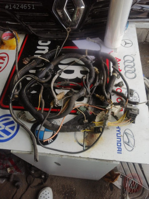 7702260388  Megan 1 motor tesisatı