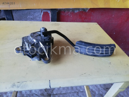 Renault Megane 2 Pedal takımı Gaz fren hatasız orjinal çıkma