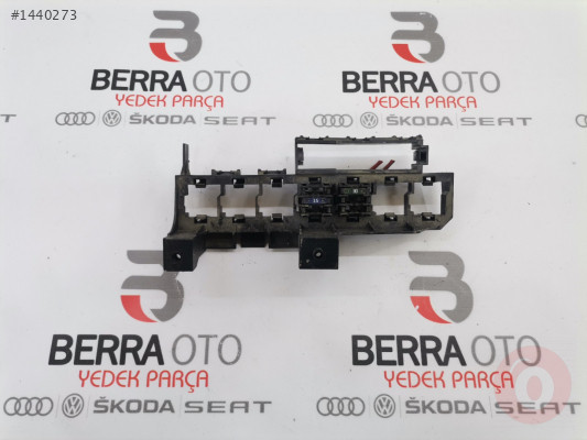 VW TRANSPORTER T5 2004-2010 SİGORTA KUTUSU 7E0937503E