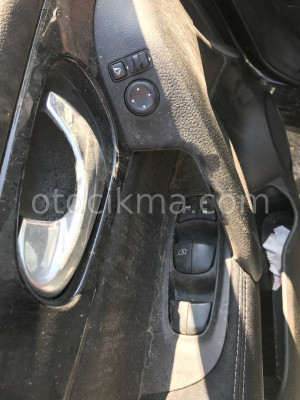 2015-2016 NISSAN QASHQAİ 1.5  ÇIKMA CAM DÜĞME TAKIMLARI.
