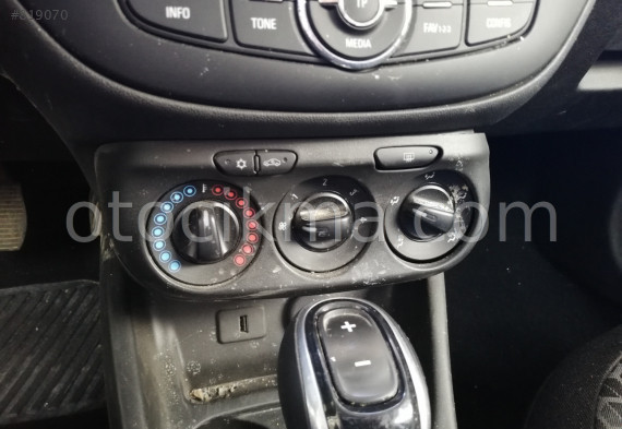 OPEL CORSA E KLİMA KUMANDA PANELİ