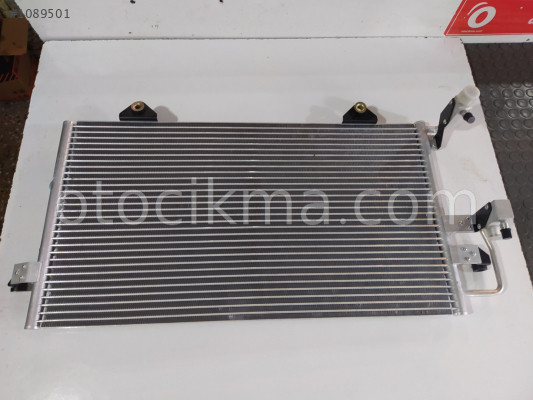 AUDİ 100 KLİMA RADYATÖRÜ ALMAN ÜRETİM SIFIR