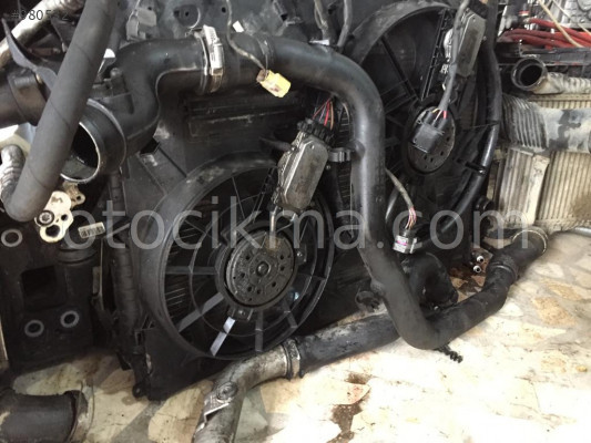 Audi Q7 Fan Motoru hatasız orjinal çıkma