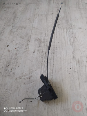 Hyundai i20 çıkma sağ arka kapı kilidi A045035