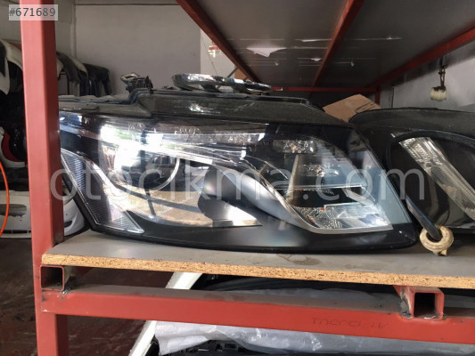 AUDİ Q5 SAĞ FAR VE TÜM ORJINAL ÇIKMA PARÇALAR