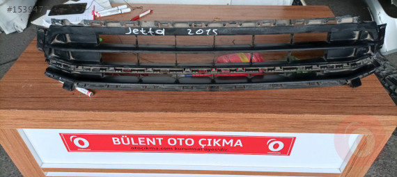 Volkswagen Jetta ön tampon ızgarası orijinal çıkma