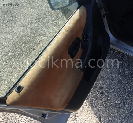 1998 model peugeot 306 1.8 benzinli sökme sol ön kapı döşeme