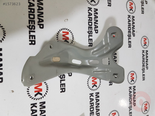 JETTA ÇAMURLUK BRAKETİ SAĞ 1K5821136