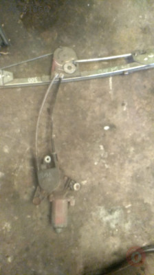 peugeot 306 çıkma sol arka cam krikosu motorlu