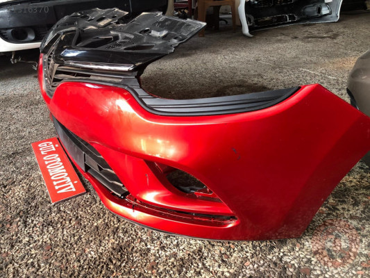 RENAULT CLİO 4 ÇIKMA ORİJİNAL ÖN TAMPON GÜL OTOMOTİV.