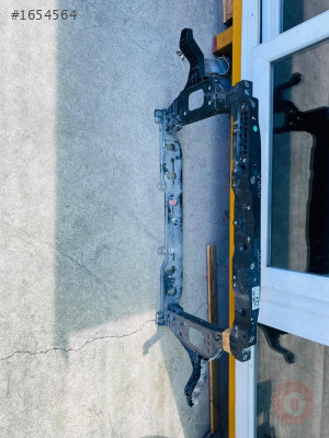Hyundai i20 ön panel 2021 22 model