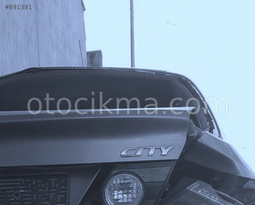 2006 HONDA CİTY ÇIKMA BAGAJ MARKA YAZISI.