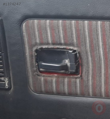 peugeot 205 1.4 benzinli çıkma sağ ön kapı kolçağı