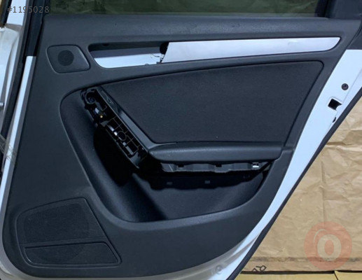 AUDİ A4 08-15 SAĞ ARKA KAPI İÇ DÖŞEMESİ 8K0867304D WFA