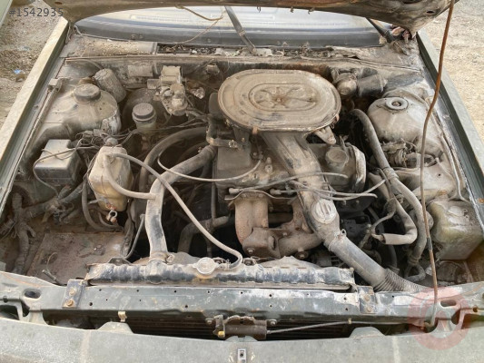 MİTSUBİSHİ GALANT SAĞ ÖN KAPI ORJİNAL ÇIKMA 1988 MODEL