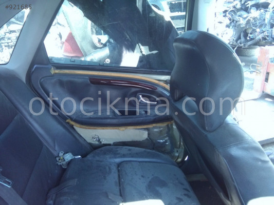 2001 VOLVO S40 ORİJİNAL KAPI DÖŞEMESİ.