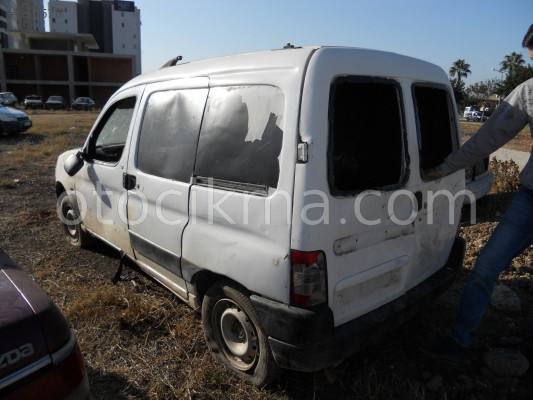 PEUGEOT PARTNER BAGAJ KAPAĞI ORJİNAL ÇIKMA