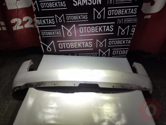 Hyundai H100 Arka Tampon Orijinal Çıkma