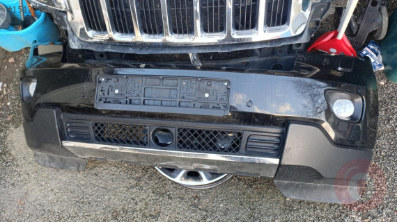 Jeep G. Cherokee ön tampon komple