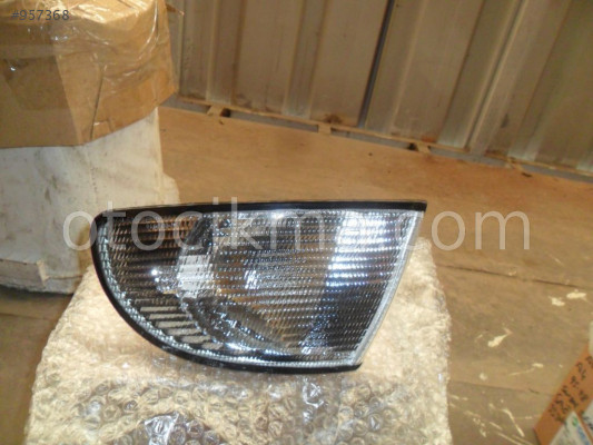 AUDİ A4 95- BEYAZ 98-