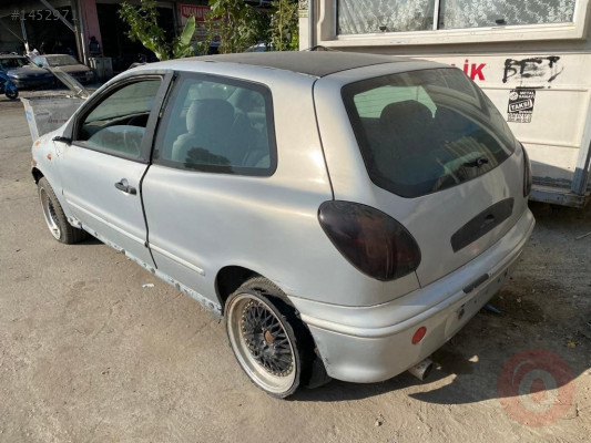 FİAT STİLO SOL ARKA KELEBEK CAMI 2003-2004 MODEL ORİJİNAL