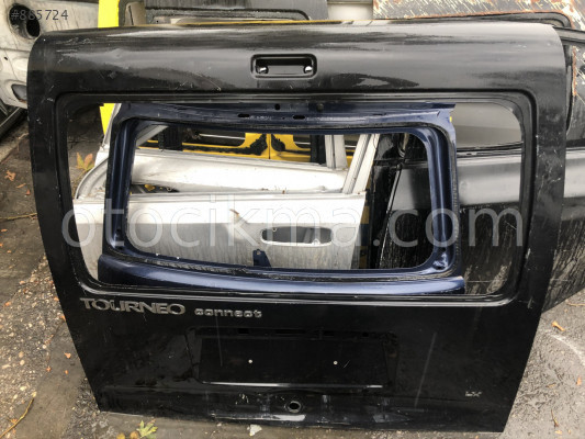 FORD TOURNEO CONNECT BAGAJ KAPAĞI HAFİF HASARLI