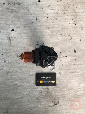 OPEL İNSİGNİA 1.6 DİZEL EGR VALFİ ÇIKMA OJRİNAL 55570005