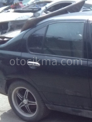 2000 NİSSAN PRİMERA 1.8 BENZİNLİ ÇIKMA SAĞ ARKA KAPI.