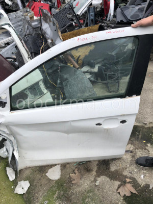 Citroen  C-elysee 301 Sol Ön Kapı Camı hatasız orjinal çıkma